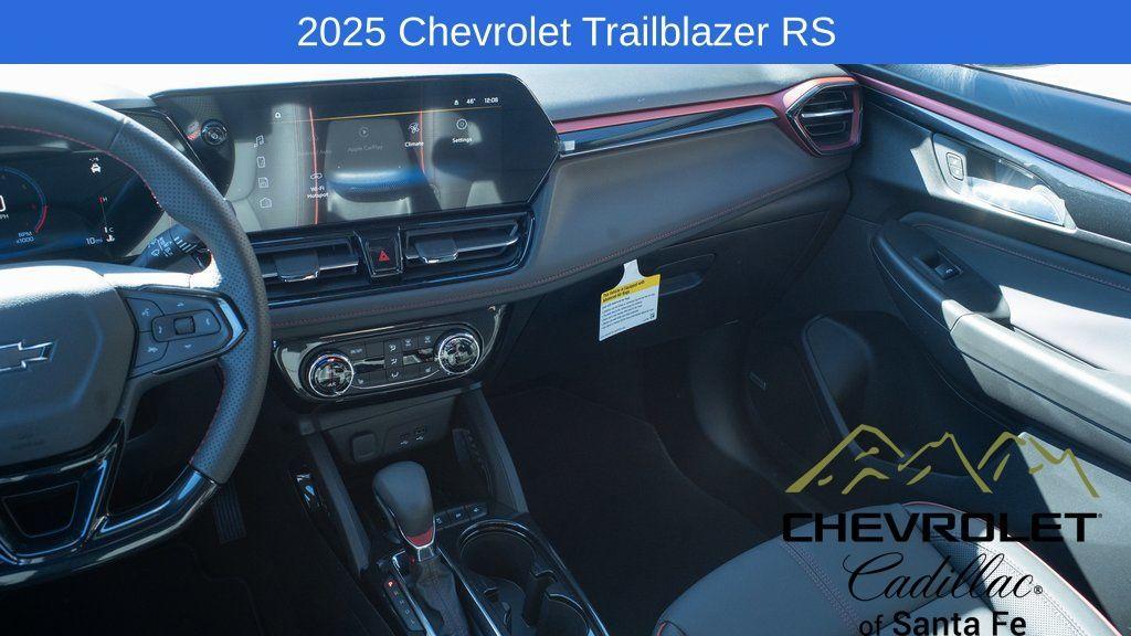 new 2025 Chevrolet TrailBlazer car, priced at $33,075