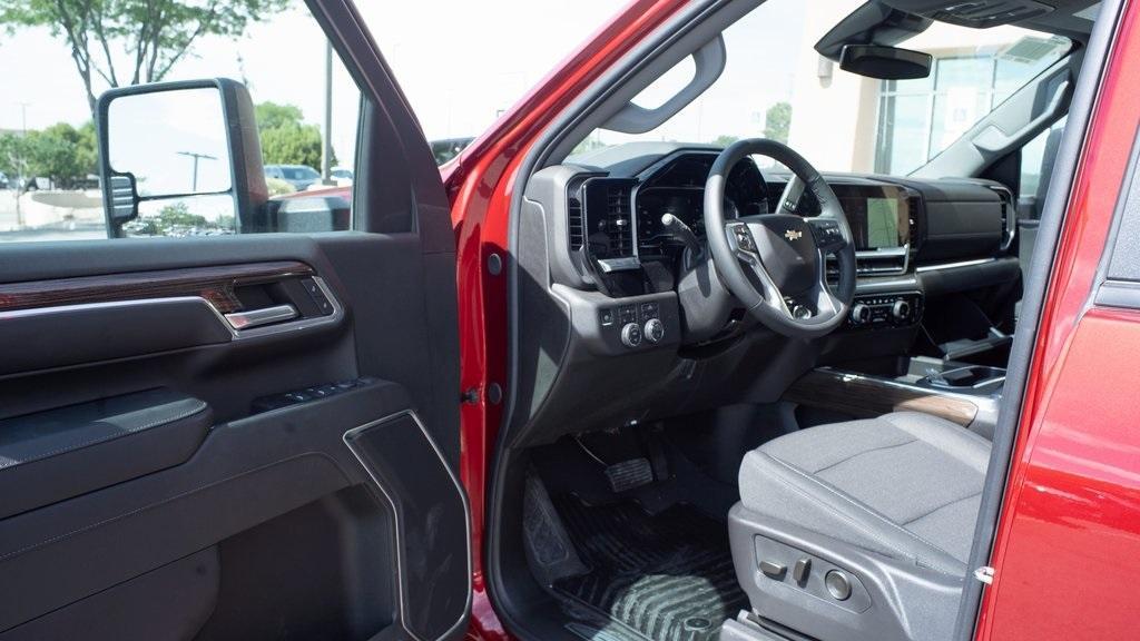 new 2024 Chevrolet Silverado 2500 car, priced at $71,325