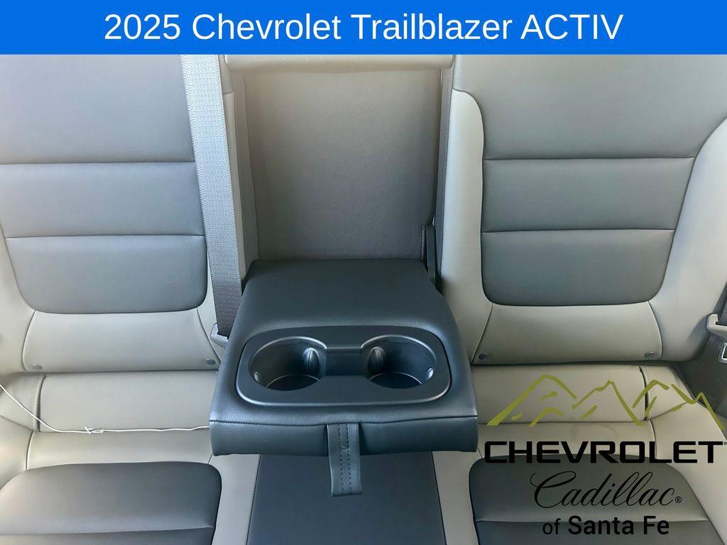 new 2025 Chevrolet TrailBlazer car, priced at $33,180