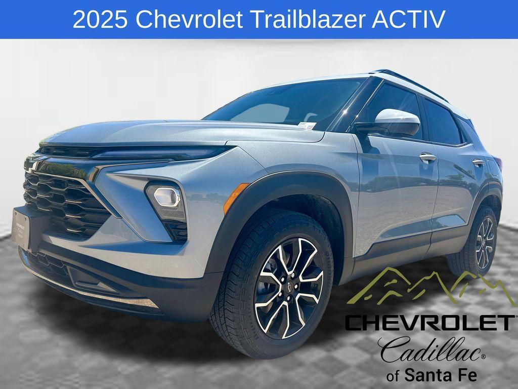 new 2025 Chevrolet TrailBlazer car, priced at $33,180