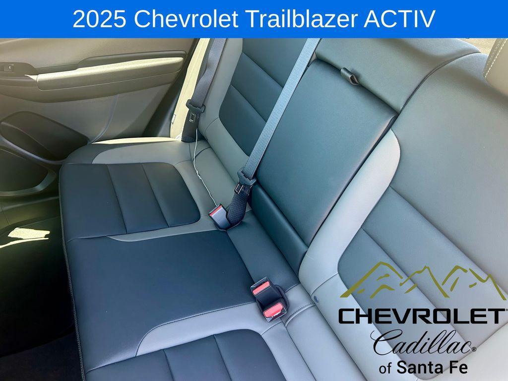 new 2025 Chevrolet TrailBlazer car, priced at $33,180