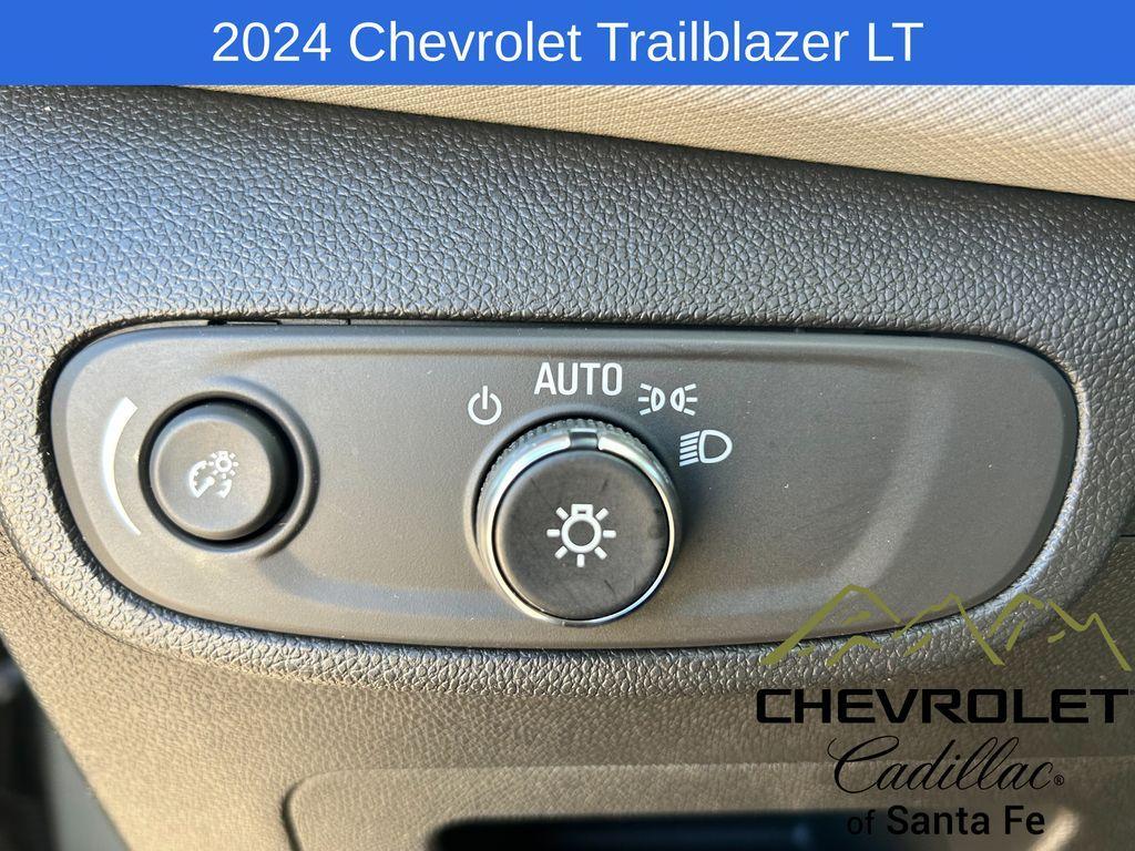 used 2024 Chevrolet TrailBlazer car, priced at $24,988