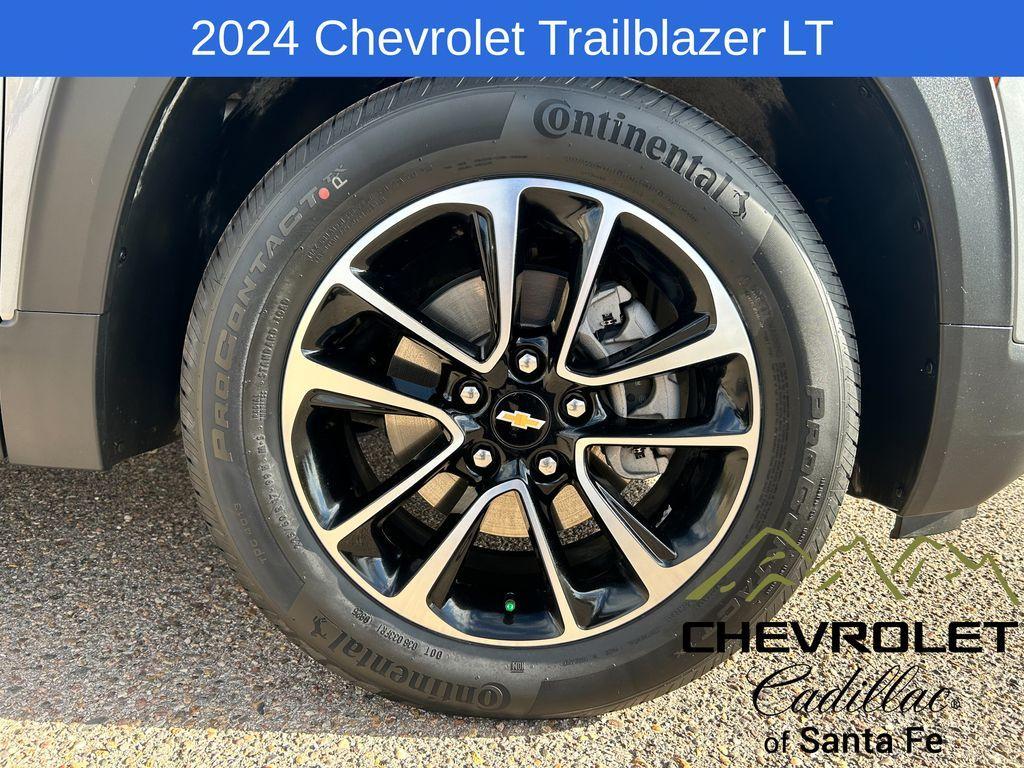 used 2024 Chevrolet TrailBlazer car, priced at $24,988