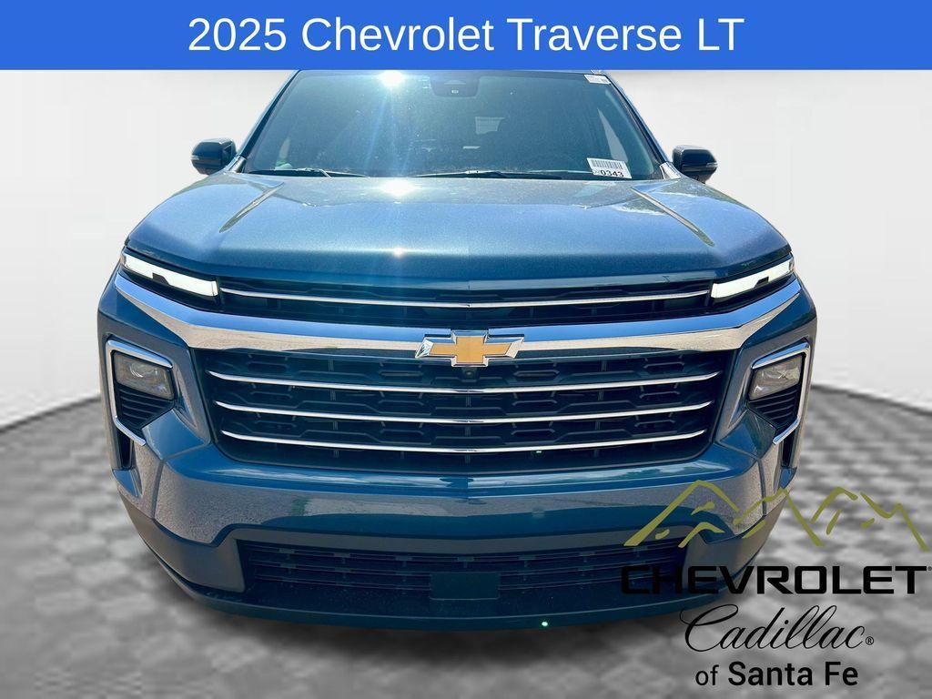 new 2025 Chevrolet Traverse car, priced at $46,195