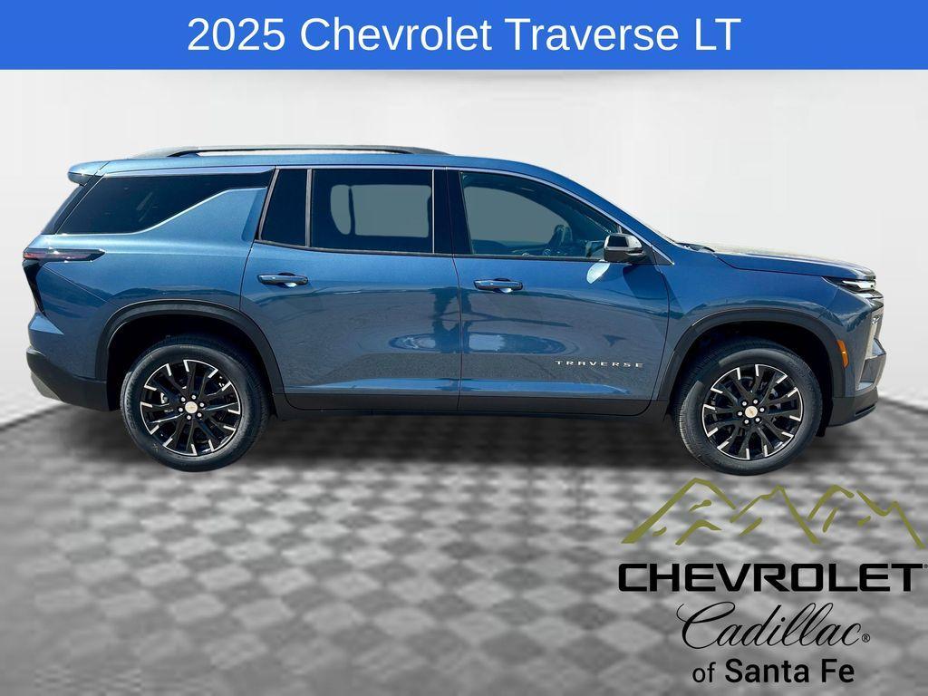 new 2025 Chevrolet Traverse car, priced at $46,195