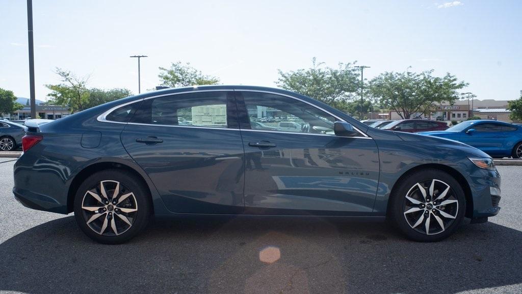 new 2025 Chevrolet Malibu car, priced at $28,520