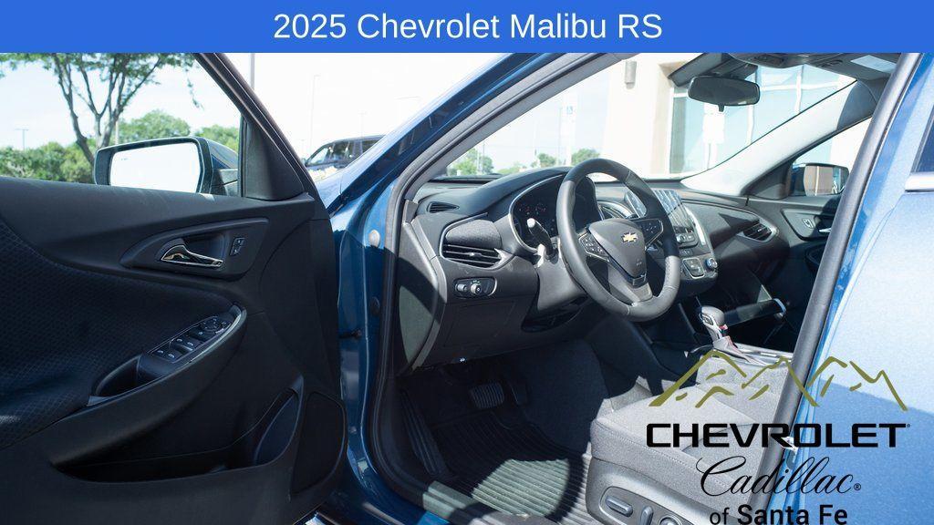 new 2025 Chevrolet Malibu car, priced at $28,520