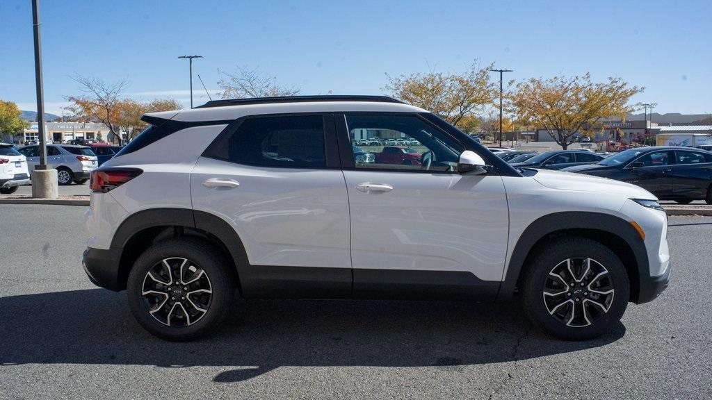 new 2025 Chevrolet TrailBlazer car, priced at $32,475