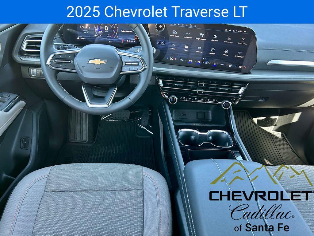 new 2025 Chevrolet Traverse car, priced at $41,884