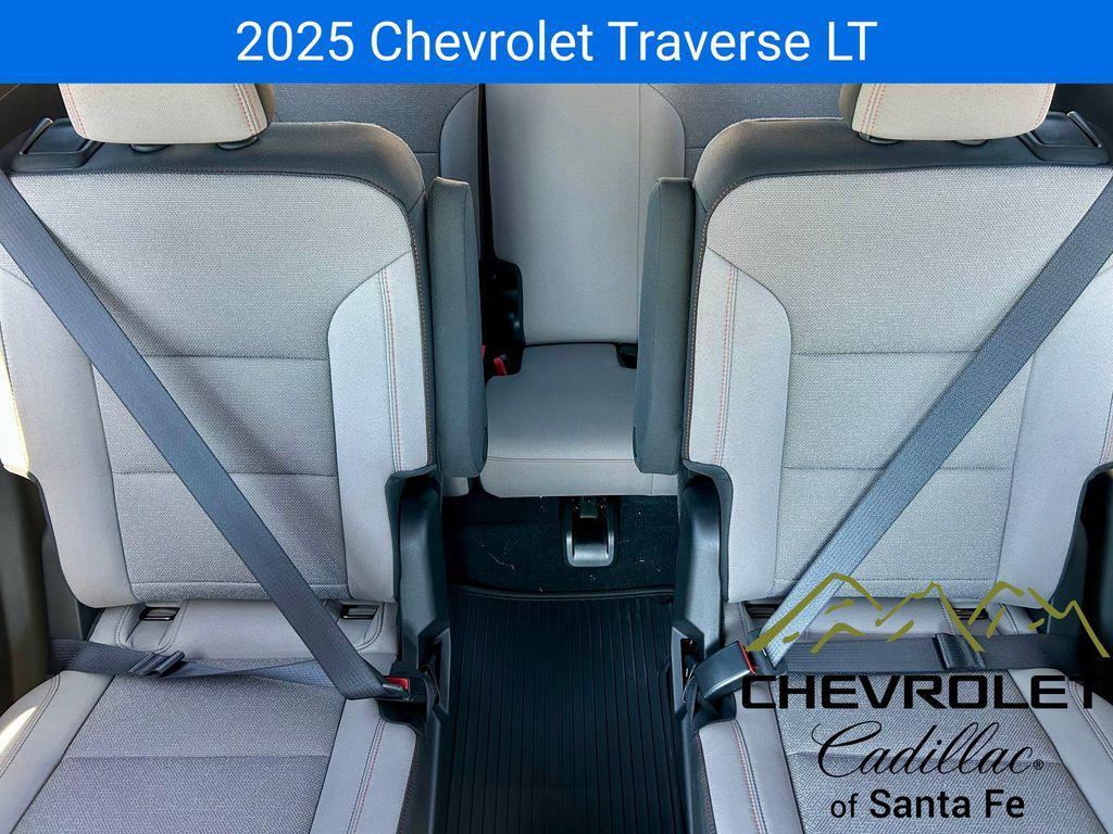 new 2025 Chevrolet Traverse car, priced at $41,884