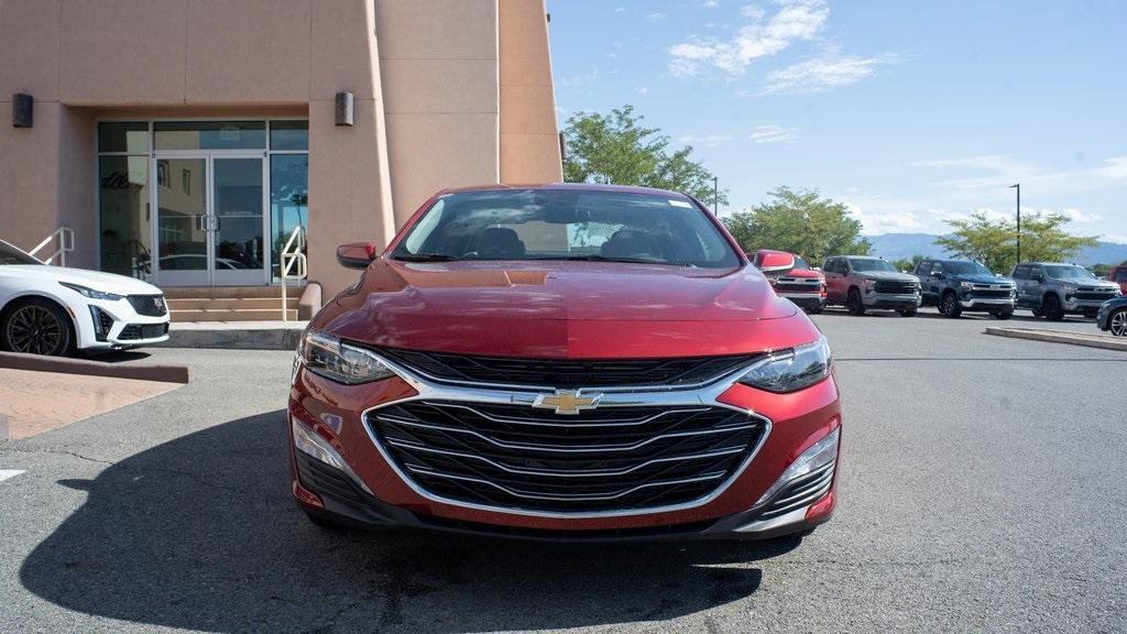 new 2025 Chevrolet Malibu car, priced at $30,040