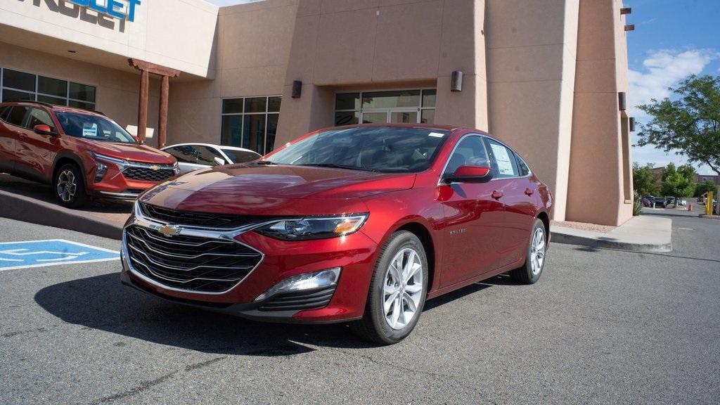 new 2025 Chevrolet Malibu car, priced at $30,040