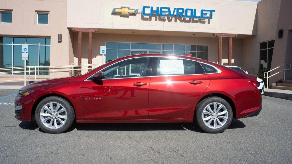 new 2025 Chevrolet Malibu car, priced at $30,040