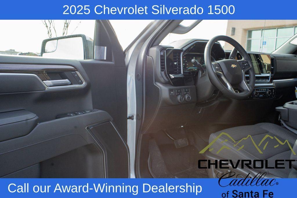 new 2025 Chevrolet Silverado 1500 car, priced at $57,075