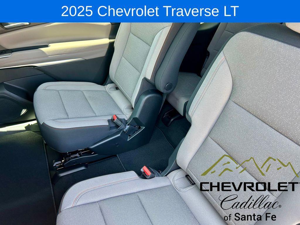 new 2025 Chevrolet Traverse car, priced at $42,690