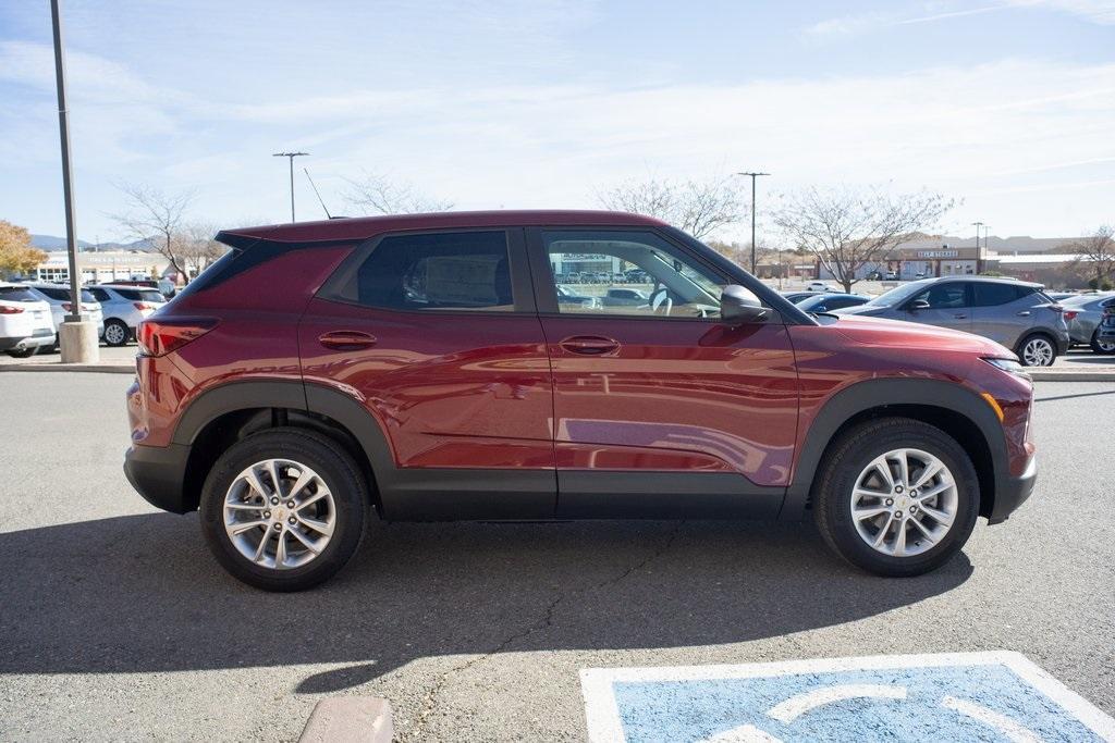 new 2025 Chevrolet TrailBlazer car, priced at $25,680