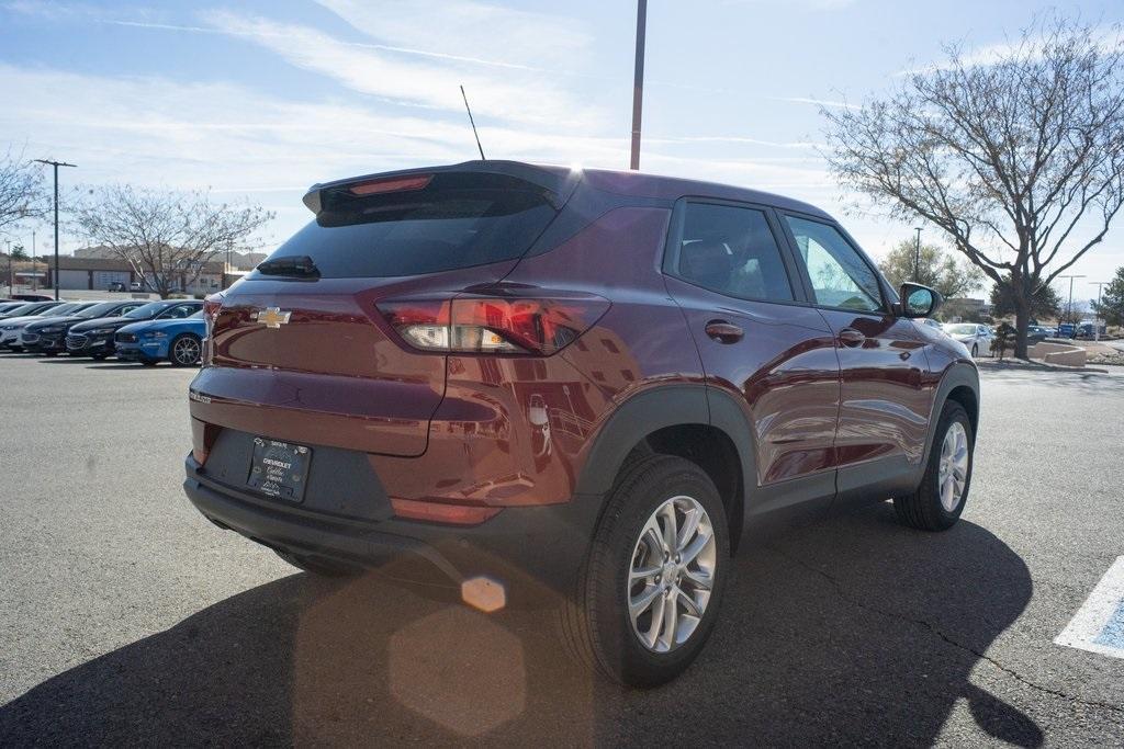 new 2025 Chevrolet TrailBlazer car, priced at $25,680