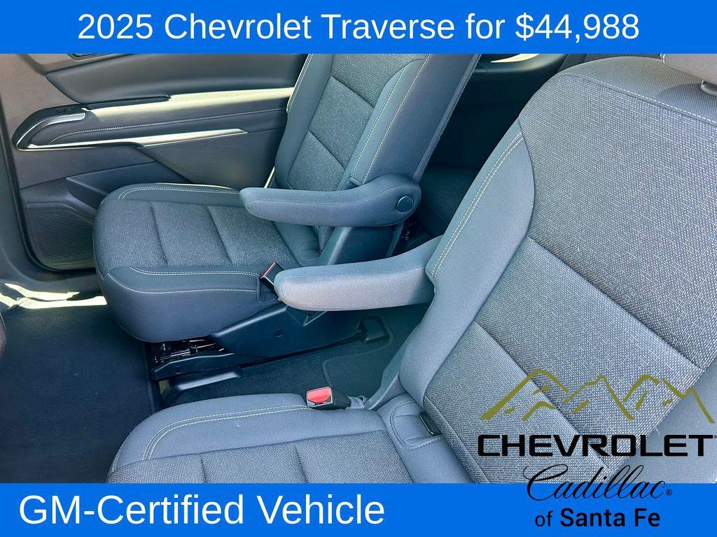 used 2025 Chevrolet Traverse car, priced at $44,988