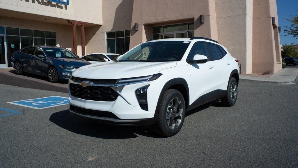 new 2025 Chevrolet Trax car, priced at $25,335