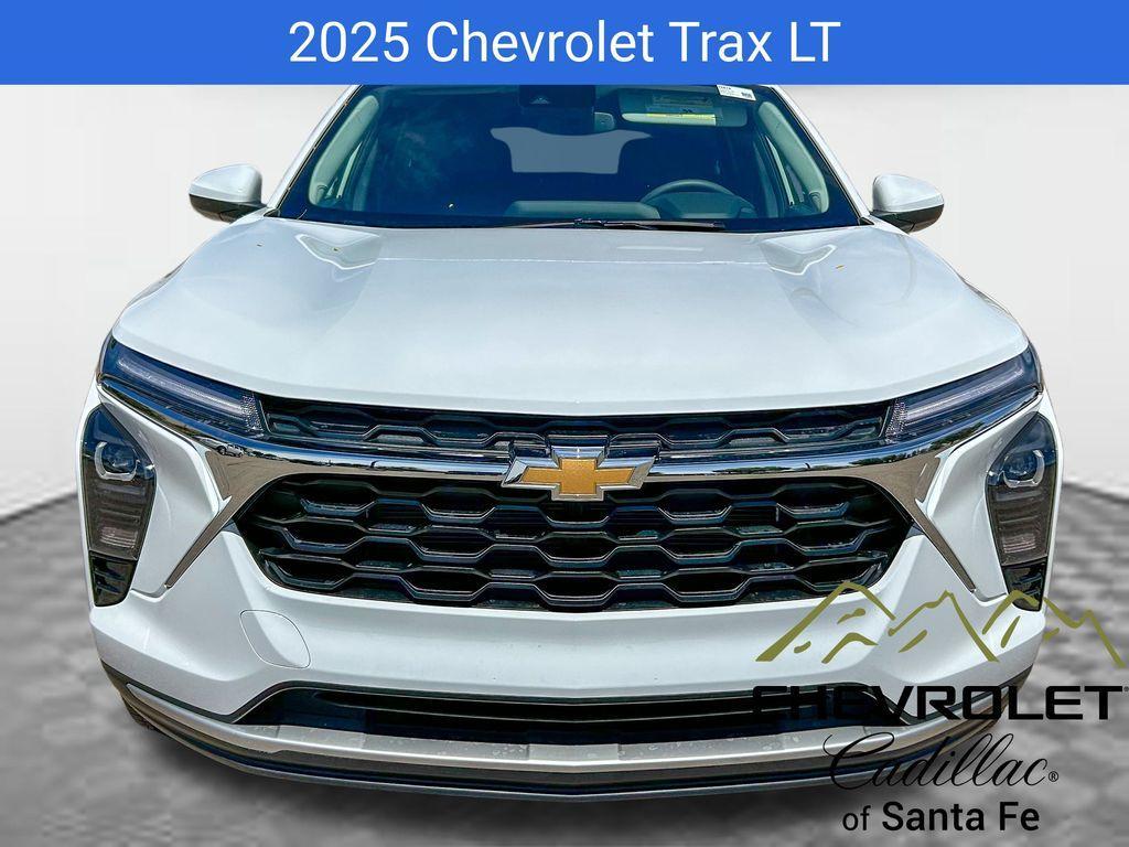new 2025 Chevrolet Trax car, priced at $24,095