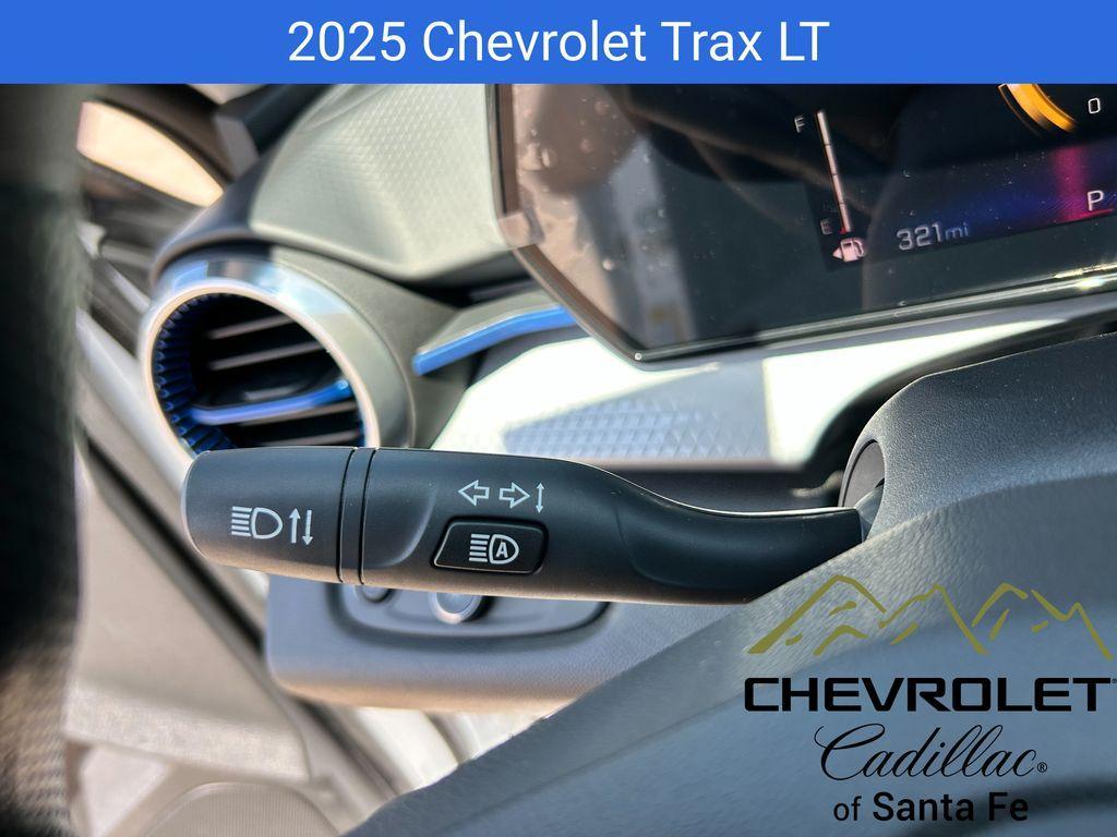 new 2025 Chevrolet Trax car, priced at $24,095