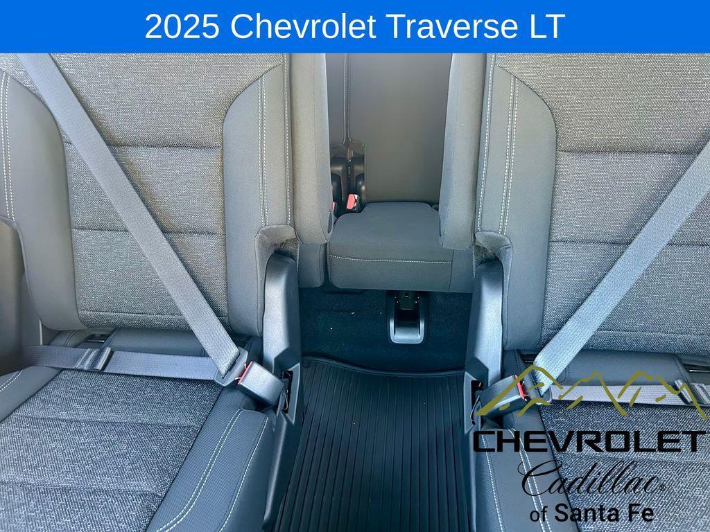 new 2025 Chevrolet Traverse car, priced at $42,945