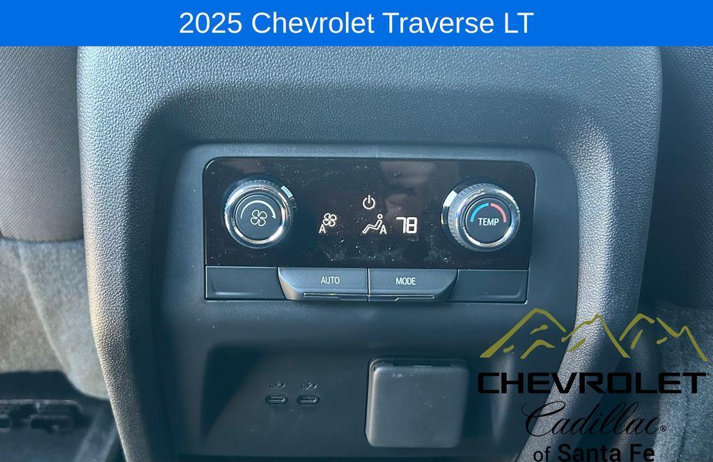 new 2025 Chevrolet Traverse car, priced at $42,945