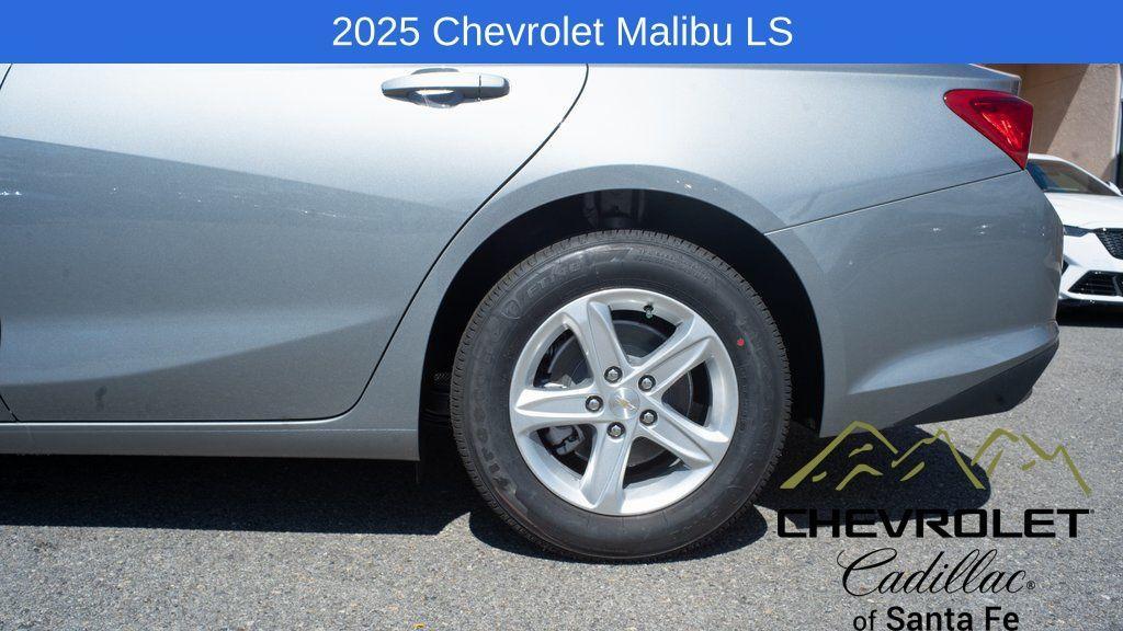 new 2025 Chevrolet Malibu car, priced at $27,520