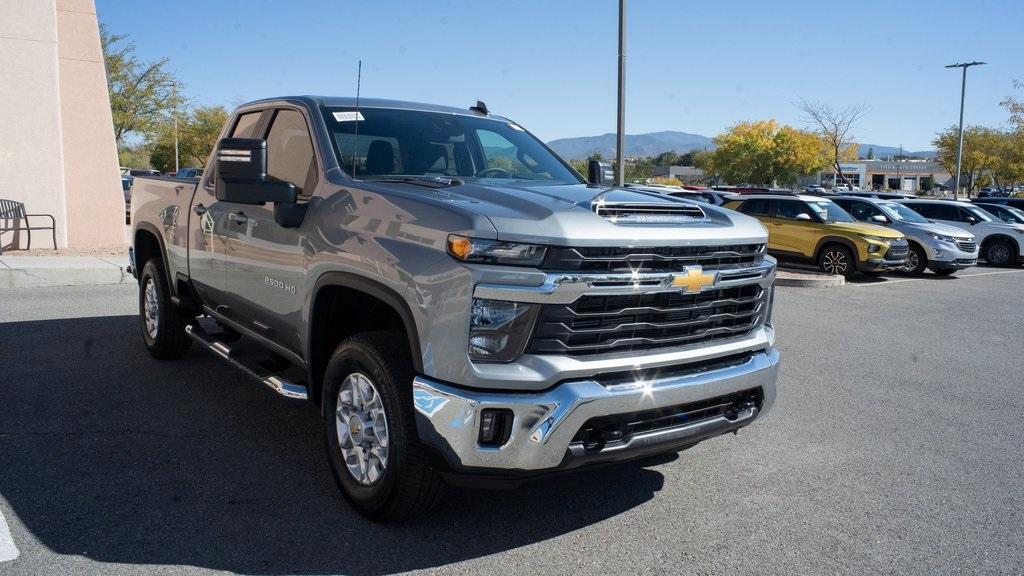 new 2025 Chevrolet Silverado 2500 car, priced at $71,400