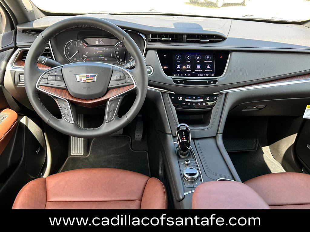 new 2025 Cadillac XT5 car, priced at $58,755