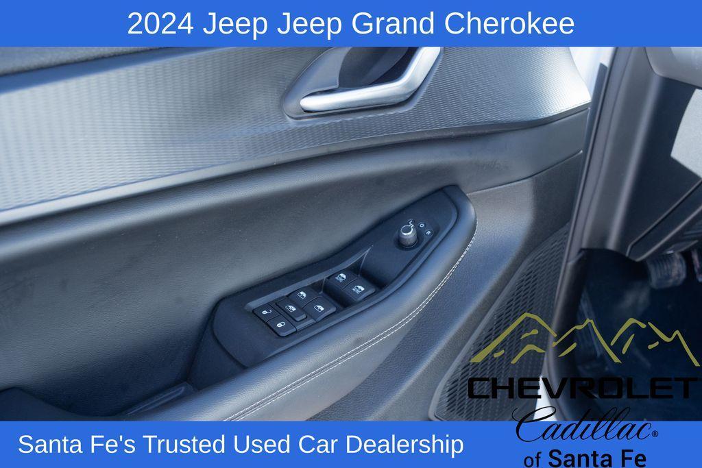 used 2024 Jeep Grand Cherokee car, priced at $37,991