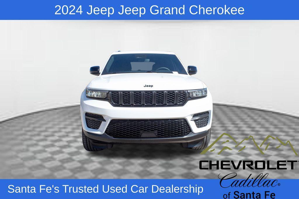 used 2024 Jeep Grand Cherokee car, priced at $37,991