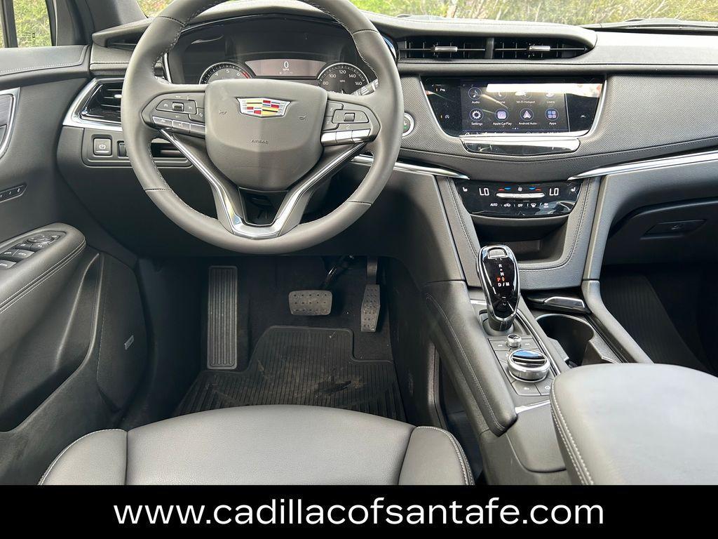 new 2025 Cadillac XT6 car, priced at $51,510