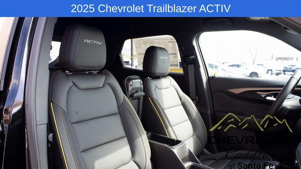 new 2025 Chevrolet TrailBlazer car, priced at $31,830