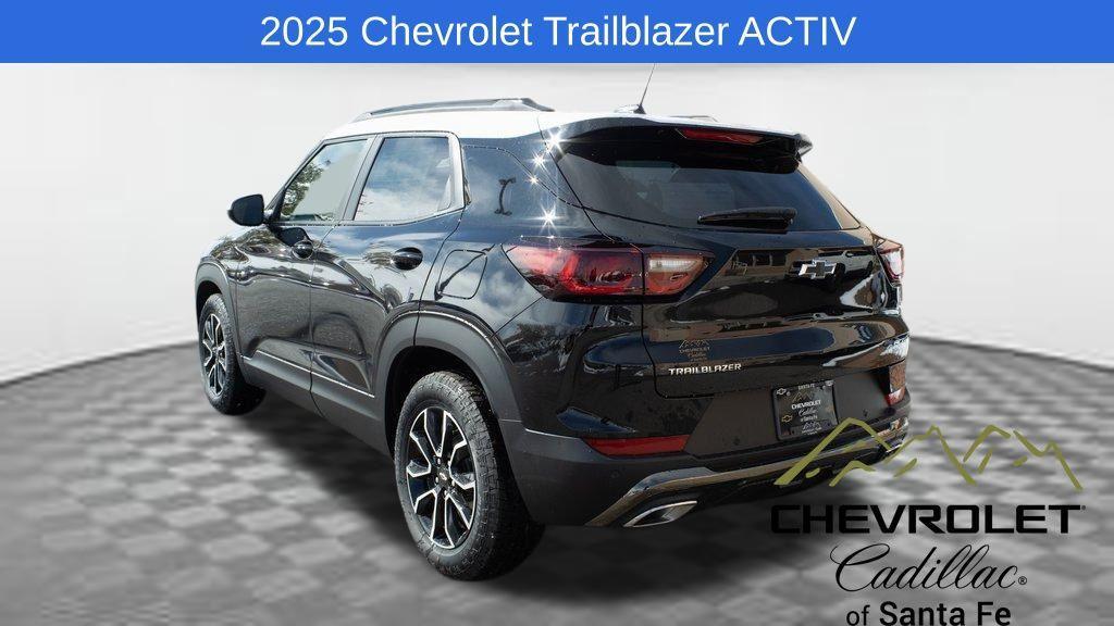 new 2025 Chevrolet TrailBlazer car, priced at $31,830