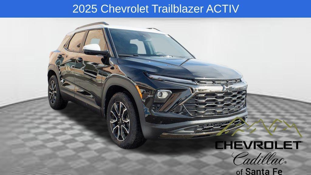 new 2025 Chevrolet TrailBlazer car, priced at $31,830