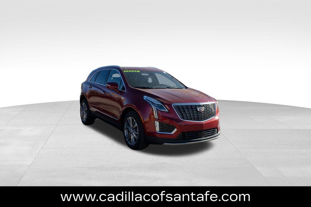 new 2025 Cadillac XT5 car, priced at $60,185