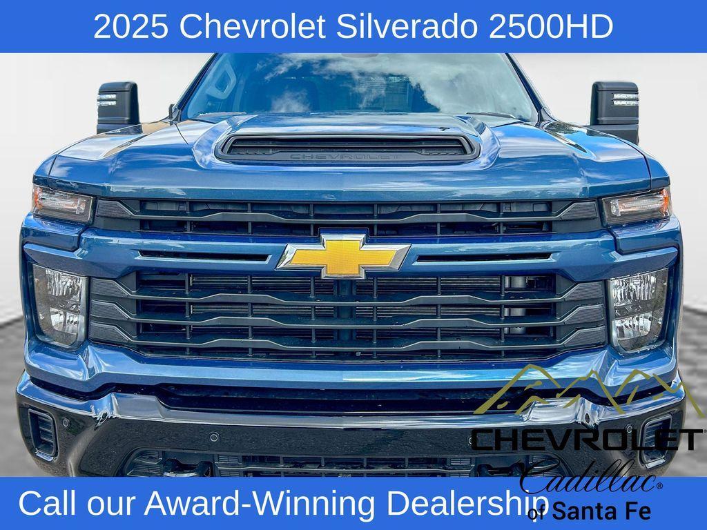 new 2025 Chevrolet Silverado 2500 car, priced at $57,051