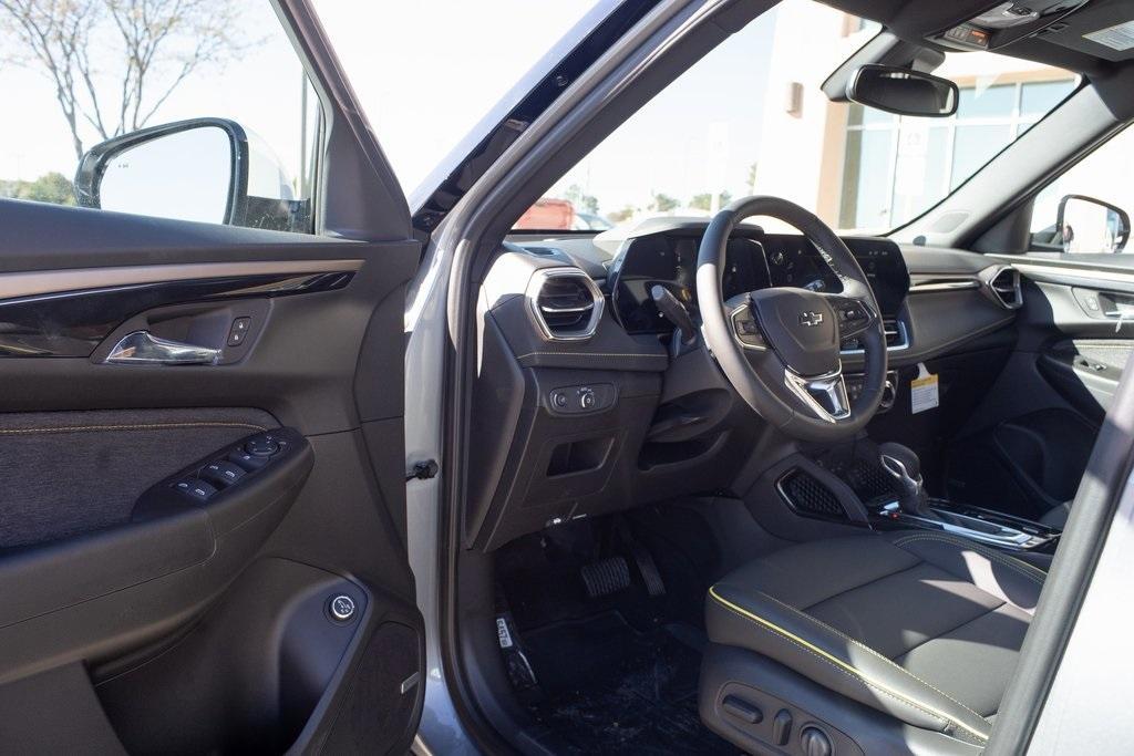 new 2025 Chevrolet TrailBlazer car, priced at $31,830