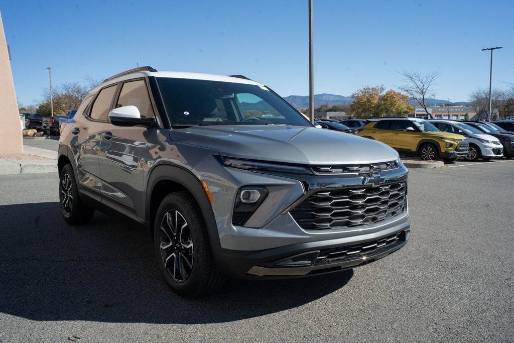 new 2025 Chevrolet TrailBlazer car, priced at $31,830