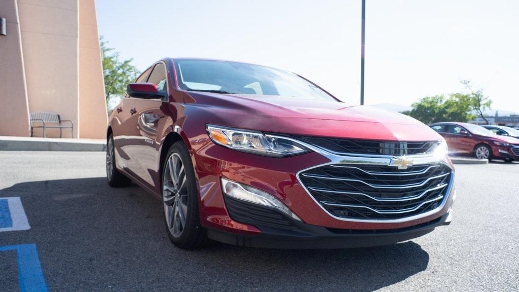 new 2025 Chevrolet Malibu car, priced at $34,440