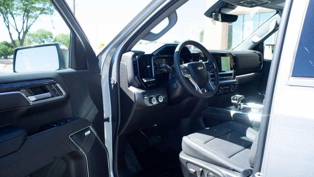 new 2025 Chevrolet Silverado 1500 car, priced at $68,430