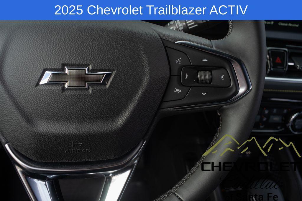 new 2025 Chevrolet TrailBlazer car, priced at $32,475