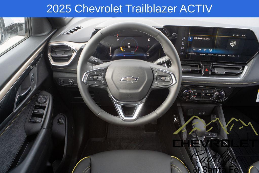 new 2025 Chevrolet TrailBlazer car, priced at $32,475