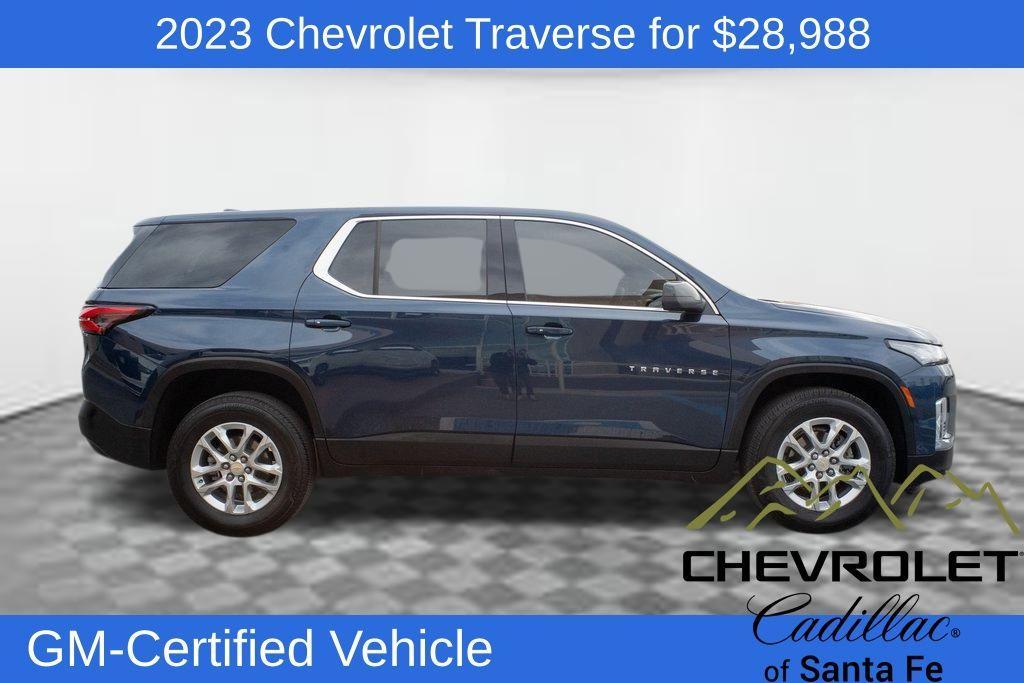 used 2023 Chevrolet Traverse car, priced at $28,988