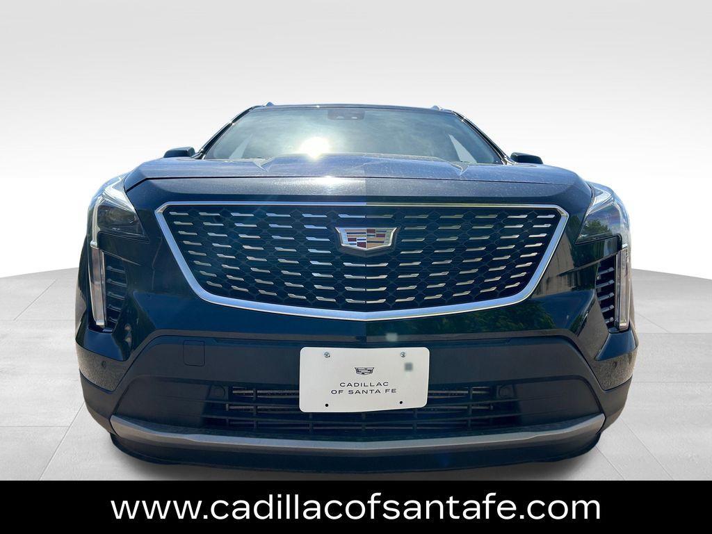used 2022 Cadillac XT4 car, priced at $26,991