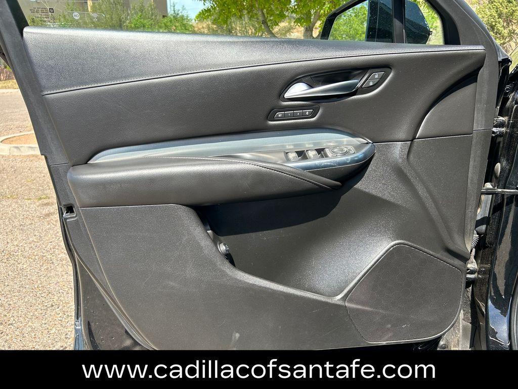 used 2022 Cadillac XT4 car, priced at $26,991