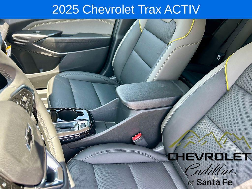 new 2025 Chevrolet Trax car, priced at $27,480