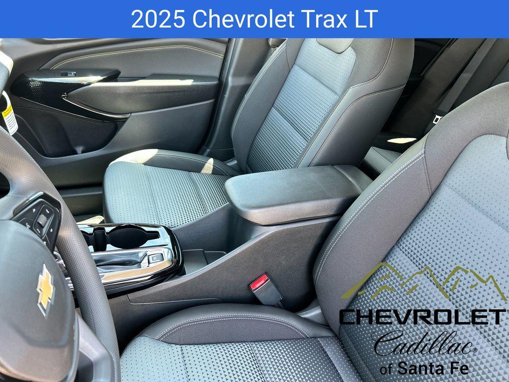 new 2025 Chevrolet Trax car, priced at $24,095
