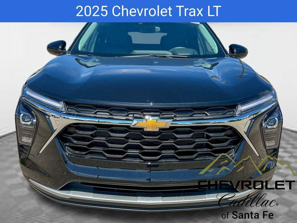 new 2025 Chevrolet Trax car, priced at $24,095